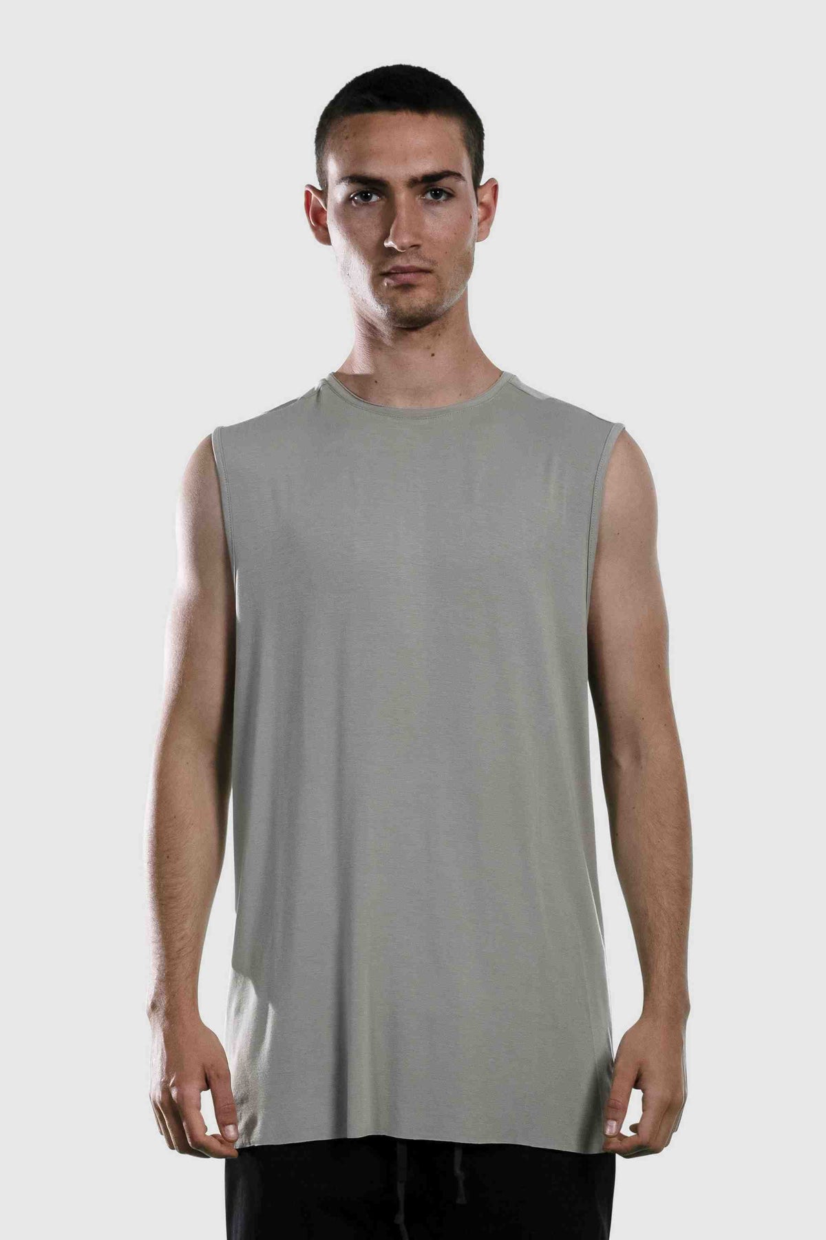 Bamboo Vest Rock