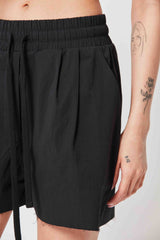 WST332 Shorts Black