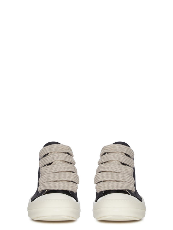 Jumbo Lace Low Sneaks