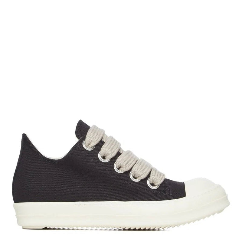 Jumbo Lace Low Sneaks