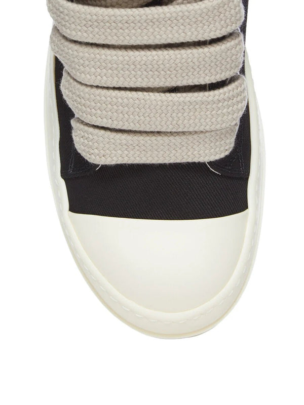 Jumbo Lace Low Sneaks