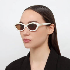 Jacquemus Bambino Sunglasses White