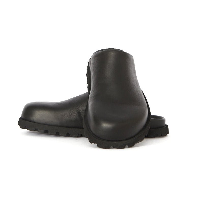 Men Mule U9910