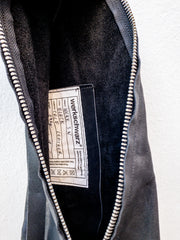 Werkschwarz 3-N  Cross Body Bag